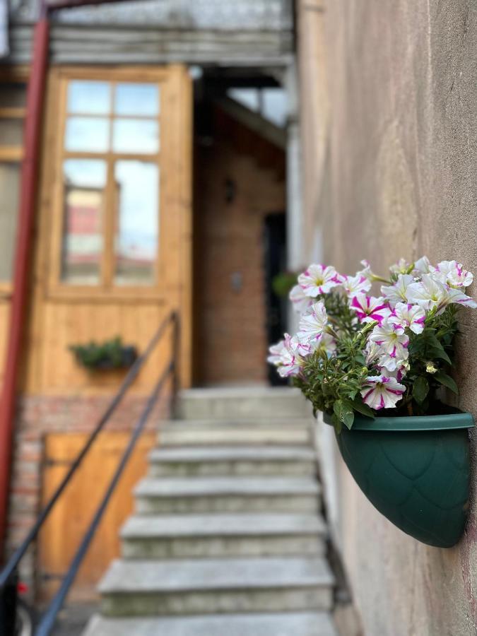 Apartamento Salalak Tiflis Exterior foto